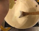 Foto del paso 5 de la receta: Salmón navideño con salsa de coco y camarones
