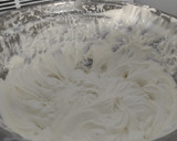 Foto del paso 1 de la receta: Mousse de durazno con salsa de fresa y helado de fresa