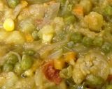 A picture of step 4 of Mix Veggies Korma.