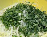 A picture of step 4 of Vietnamese Spicy Chicken Salad with Ginger Dressing and Congee.