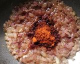 कुरडईच्या चुऱ्याची भाजी (kurdaichya churyachi bhaji recipe in marathi) रेसिपी स्टेप 3 फोटो 