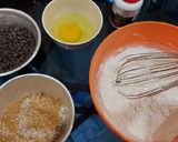 Foto langkah ke 2 dari resep Choco Lava Soft Cookies.