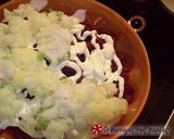 A picture of step 6 of Christmas Salad like a pudding.