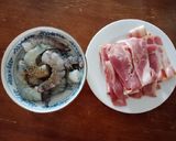 Hình bước làm 1 của món Tôm cuộn thịt xông khói