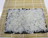 Foto del paso 12 de la receta: Como preparar sushi en casa (paso a paso)
