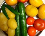 "ચટપટું પોટેટો મેંગો વેજી સલાડ" (chatptu potato mango veg salad recipe in Gujarati) રેસીપી સ્ટેપ1ફોટો