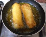 A picture of step 4 of Chicken spring rolls.
