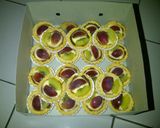 Foto langkah ke 9 dari resep Pie buah vla susu so yummmy....
