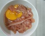 Hình bước làm 2 của món Ức gà xào ớt