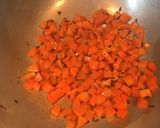 A picture of step 2 of Carrot and Peas Curry.