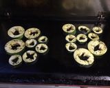 Une image de l'étape 4 de Minis chorizos grillés aux médaillons de courgette marinés.