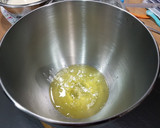 Foto del paso 6 de la receta: Cheesecake Japonés con piña, mora, dátiles y salsa de caramelo!