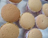 Foto langkah ke 7 dari resep Hokkaido Chiffon Cupcakes.