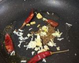 A picture of step 2 of Chawli Curry.