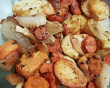 Foto del paso 2 de la receta: Pollo al horno con vegetales, ensalada y mayonesa de palta