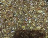A picture of step 5 of Masala dry fruit gur chikki.