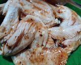 Foto langkah ke 2 dari resep Spicy Chicken Wings (frozen food).