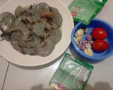 Foto langkah ke 1 dari resep Udang asam manis.