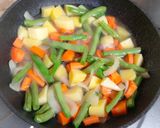 Foto langkah ke 3 dari resep Nikujaga Halal (Japanese Meat and Potato Stew).