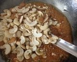 નટસ ચીકી(Nuts Chikki Recipe In Gujarati) રેસીપી સ્ટેપ3ફોટો