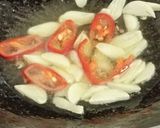 Foto langkah ke 2 dari resep #050 Orak Arik Kubis Wortel Telur Simple.