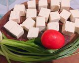 Hình bước làm 1 của món Đậu hũ sốt cà chua cay cay