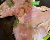 Foto langkah ke 2 dari resep Ayam Saus Apel.
