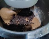 Foto langkah ke 2 dari resep Triple Dark Brownies Sourdough Bread.