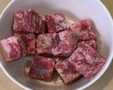 Foto langkah ke 7 dari resep Saikoro Beef Rice Bowl with Omelette.