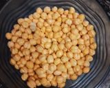 A picture of step 2 of Roasted Chana Chaat.