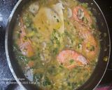 Foto del paso 7 de la receta: Pez espada en salsa picante verde con champiñones y gamba