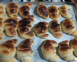 Foto del paso 8 de la receta: Facturas: Medialunas, Vigilantes y Otras