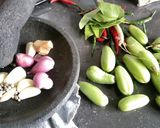 Foto langkah ke 1 dari resep Garang asem ayam kampung kuah.