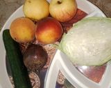 A picture of step 1 of Fruit&veg kachumber salad.