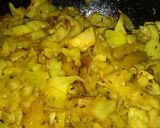 A picture of step 5 of Punjabi Cabbage Masala.