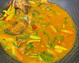 Foto langkah ke 4 dari resep 32. Mangut Iwak Pe (Ikan Pari Asap).
