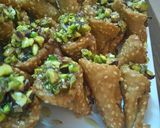 صورة لخطوة 8 من وصفة حلوى الزنبقة 😉(حلوى السمسم) 😊