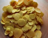 A picture of step 1 of Bhajia.