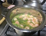 Foto del paso 2 de la receta: Risotto con espárragos y camarones