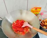 Foto langkah ke 4 dari resep Udang Kentang Crispy Balado.