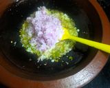 A picture of step 1 of Sweet Corn - Palak Subzi.