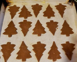 Foto del paso 5 de la receta: Galletitas navideñas de jengibre (gingerbread man cookies)