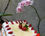 Foto langkah ke 8 dari resep Strawberry Cheese Cake.