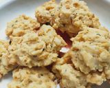 Foto langkah ke 6 dari resep Savoury Cornflake Cookies.