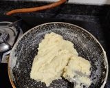 A picture of step 2 of Rose Suji Halwa.