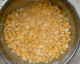 A picture of step 1 of Chanay ki daal ka halwa.