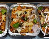A picture of step 8 of Chessy pizza fries.