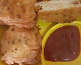 A picture of step 4 of Mixed pakode.