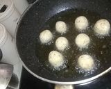A picture of step 3 of Gulabjamun Kofta Curry.