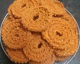 A picture of step 6 of Mixed flour Instant chakli.